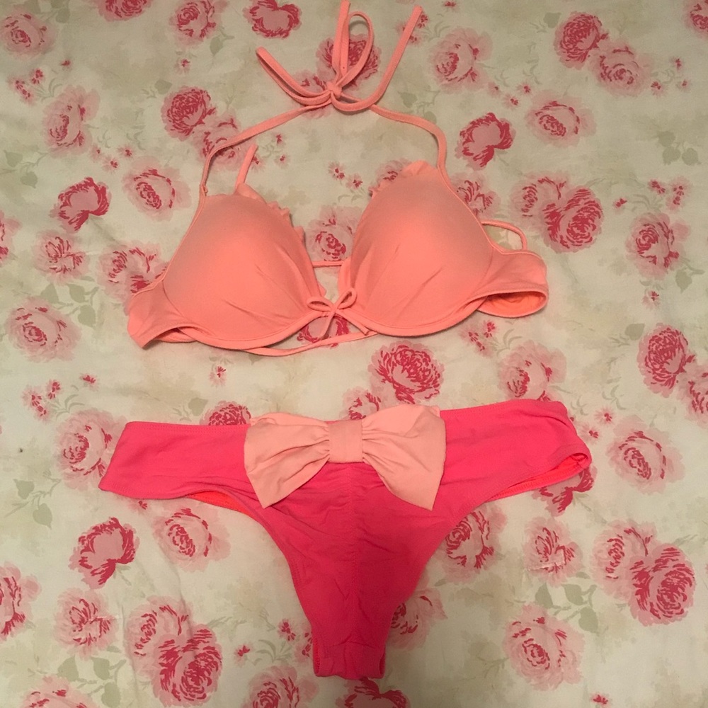 VS Bow bikini set
